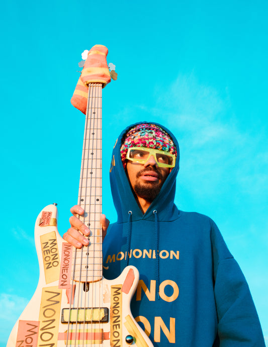 VIP PASS: MONONEON + AWFM